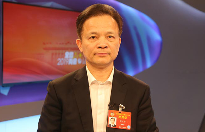 全國政協(xié)委員、中國工程院副院長鐘志華：推進(jìn)工程教育改革與創(chuàng)新創(chuàng)業(yè)創(chuàng)造